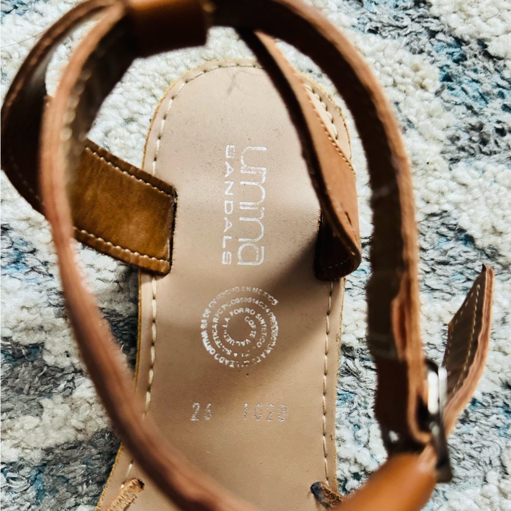 Urban Outfitters Brown Leather Sandals - Picture 2 of 2